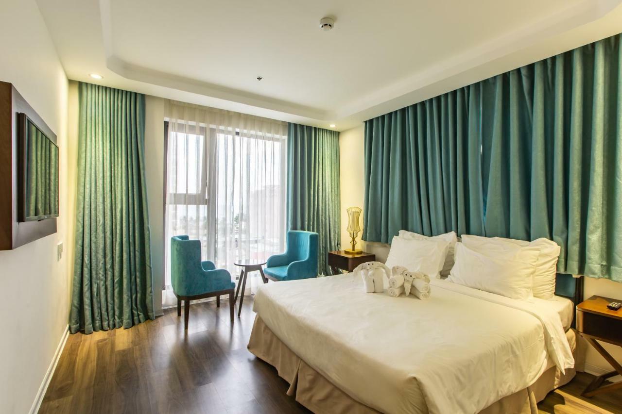 Adaline Hotel And Suite Da Nang Exterior photo