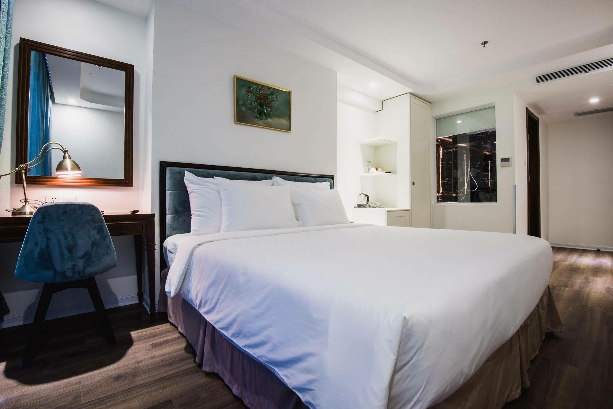 Adaline Hotel And Suite Da Nang Exterior photo