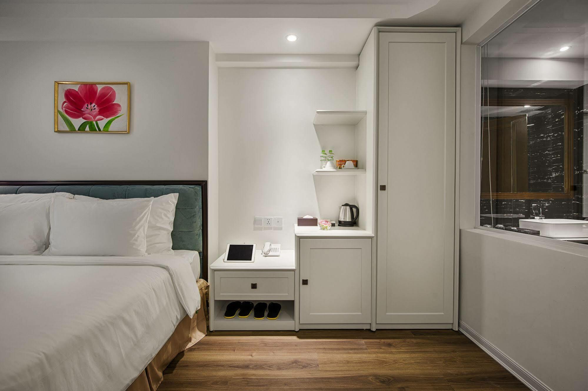 Adaline Hotel And Suite Da Nang Exterior photo